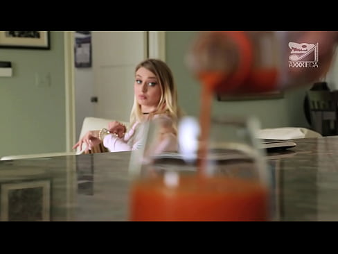 ❤️ ילדה לוהטת עם ציצים גדולים וכוס צמוד מקבל זין ממפסיד, אבל קשה מאוד ❤️❌ סרטון מזוין ב-iw.eggporncomics.ru